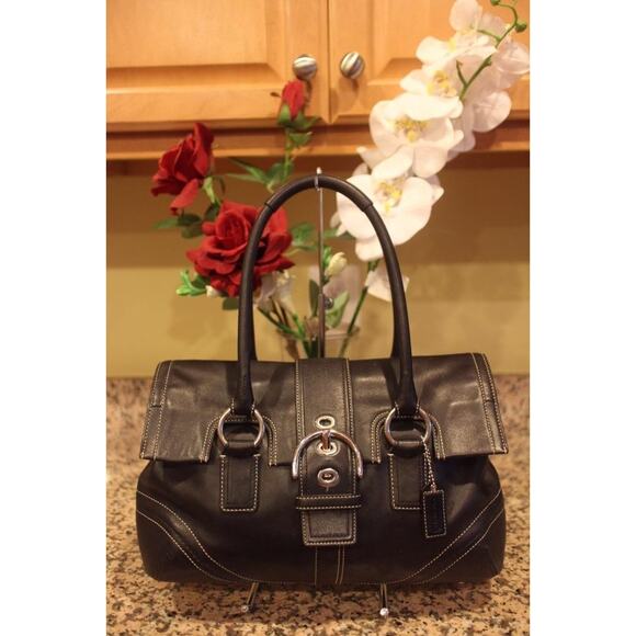 Coach F 10913 Soho Black Genuine Leather Flap Buckle Satchel Handbag (PU110 - Picture 1 of 7
